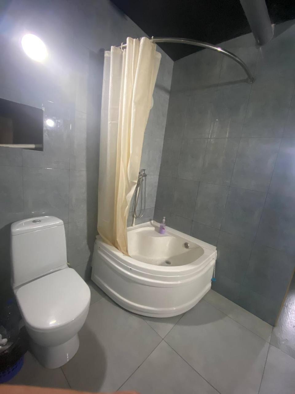 Hostel Na Bobura Tasken Kültér fotó